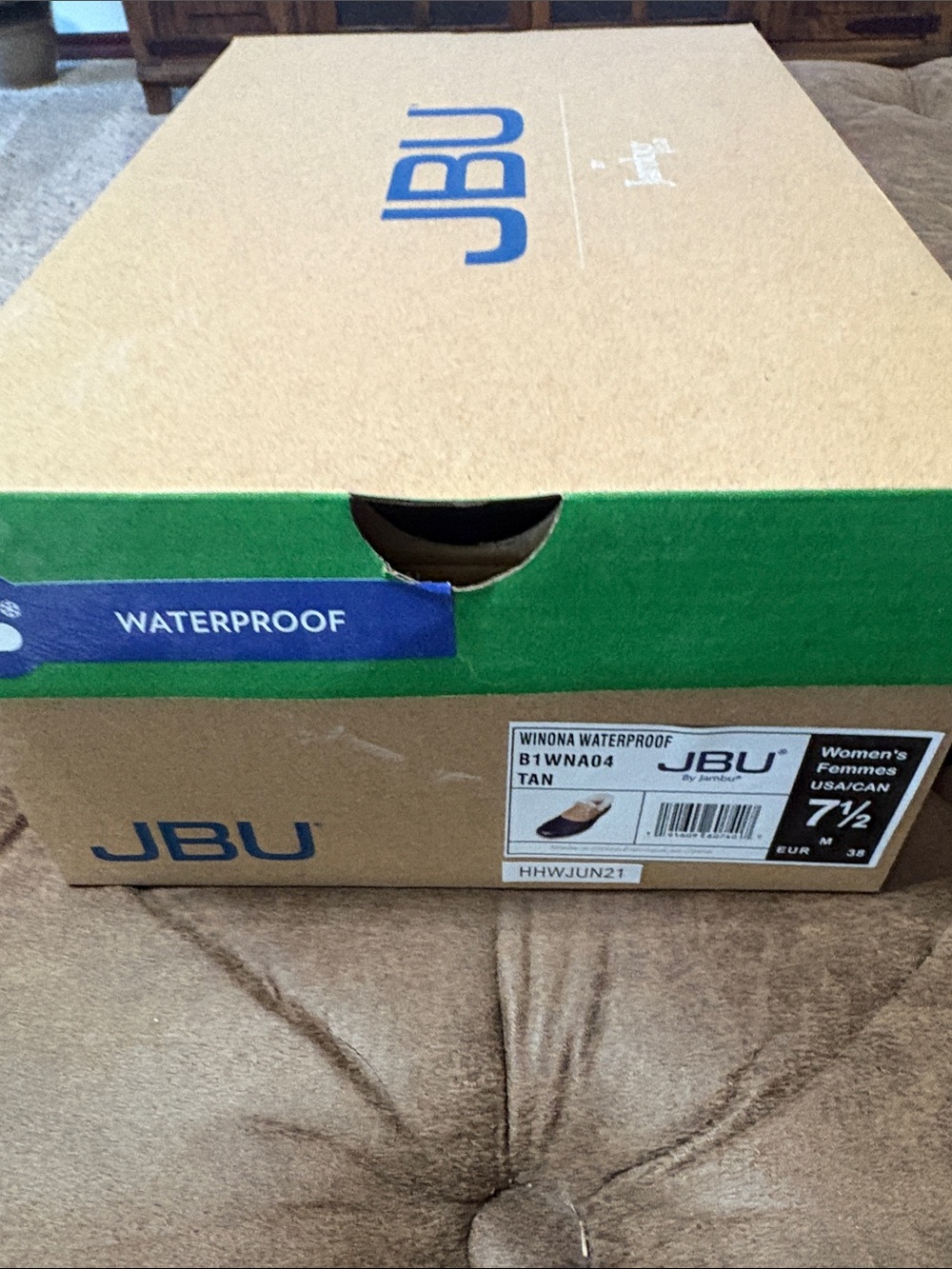 JBU Winona waterproof ankle slip ons,
7 1/2 medium - Picture 7 of 7